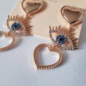 NWOT C&C California gold heart & evil eye earrings